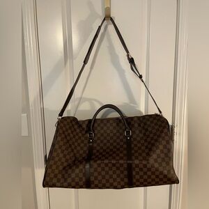 Stylish Checkered Women's Travel Bag Set
